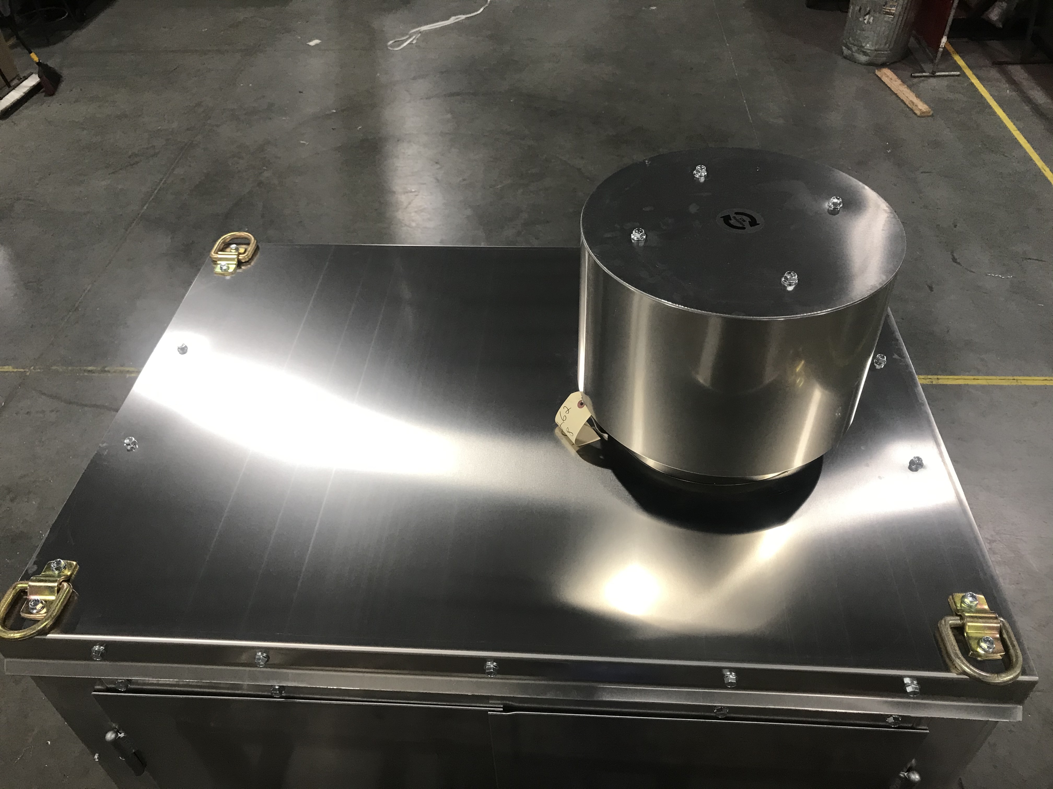 Aluminum-Sound-Enclosure---Skin-13