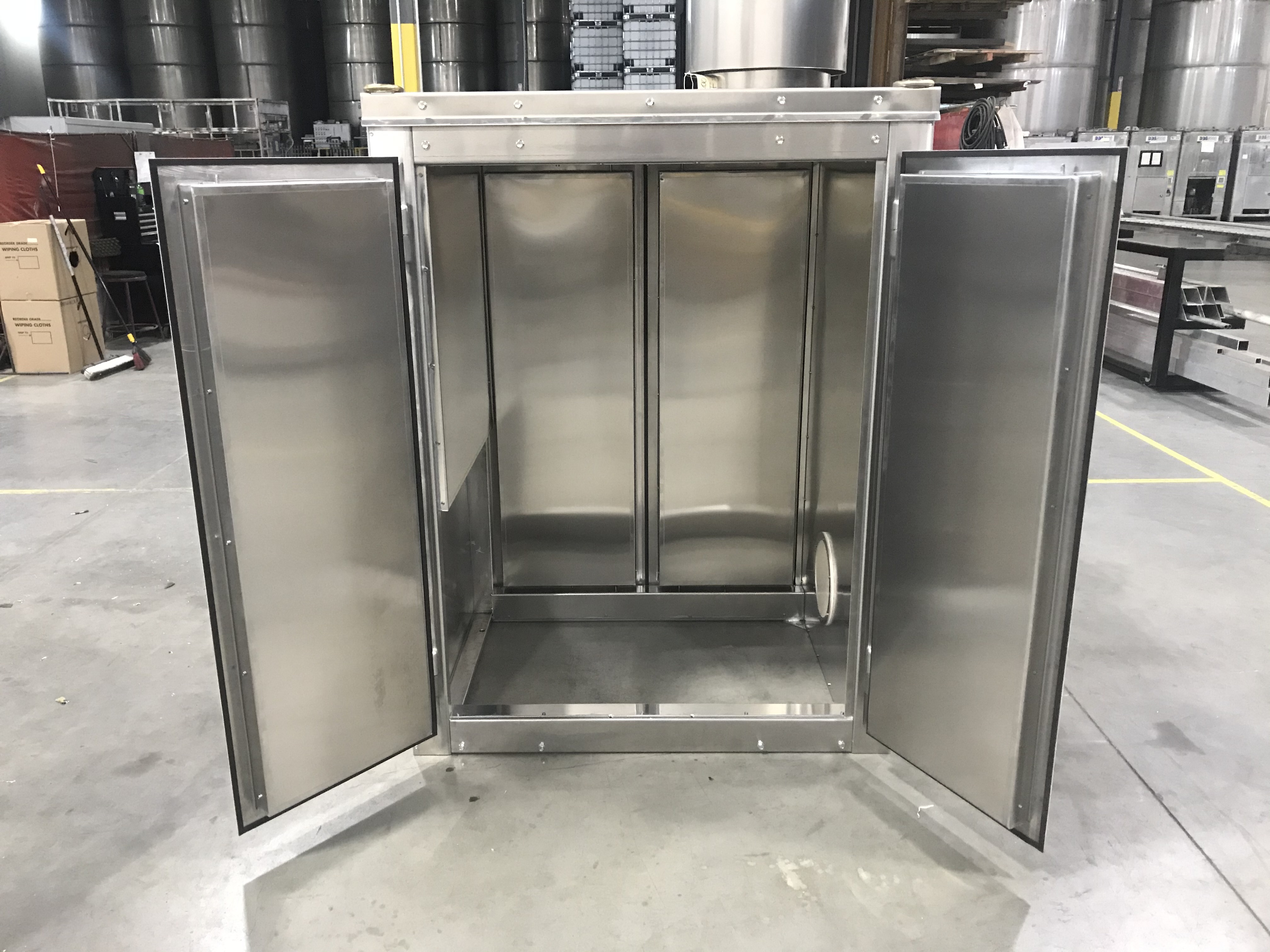 Aluminum-Sound-Enclosure---Skin-17